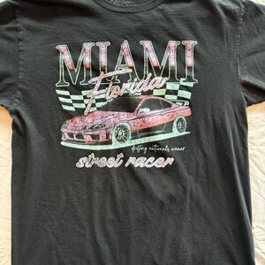 Men's Miami Tee/ Size L/ Great condition